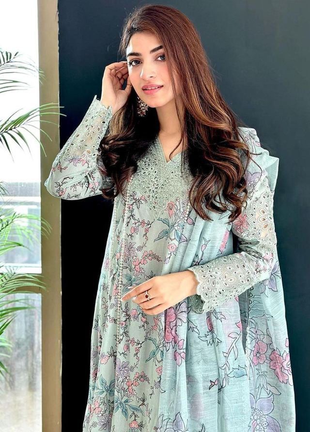 IZNIK Printed Pure Lawn Collection: Embroidered Neck & Daman Patch with Chiffon Dupatta