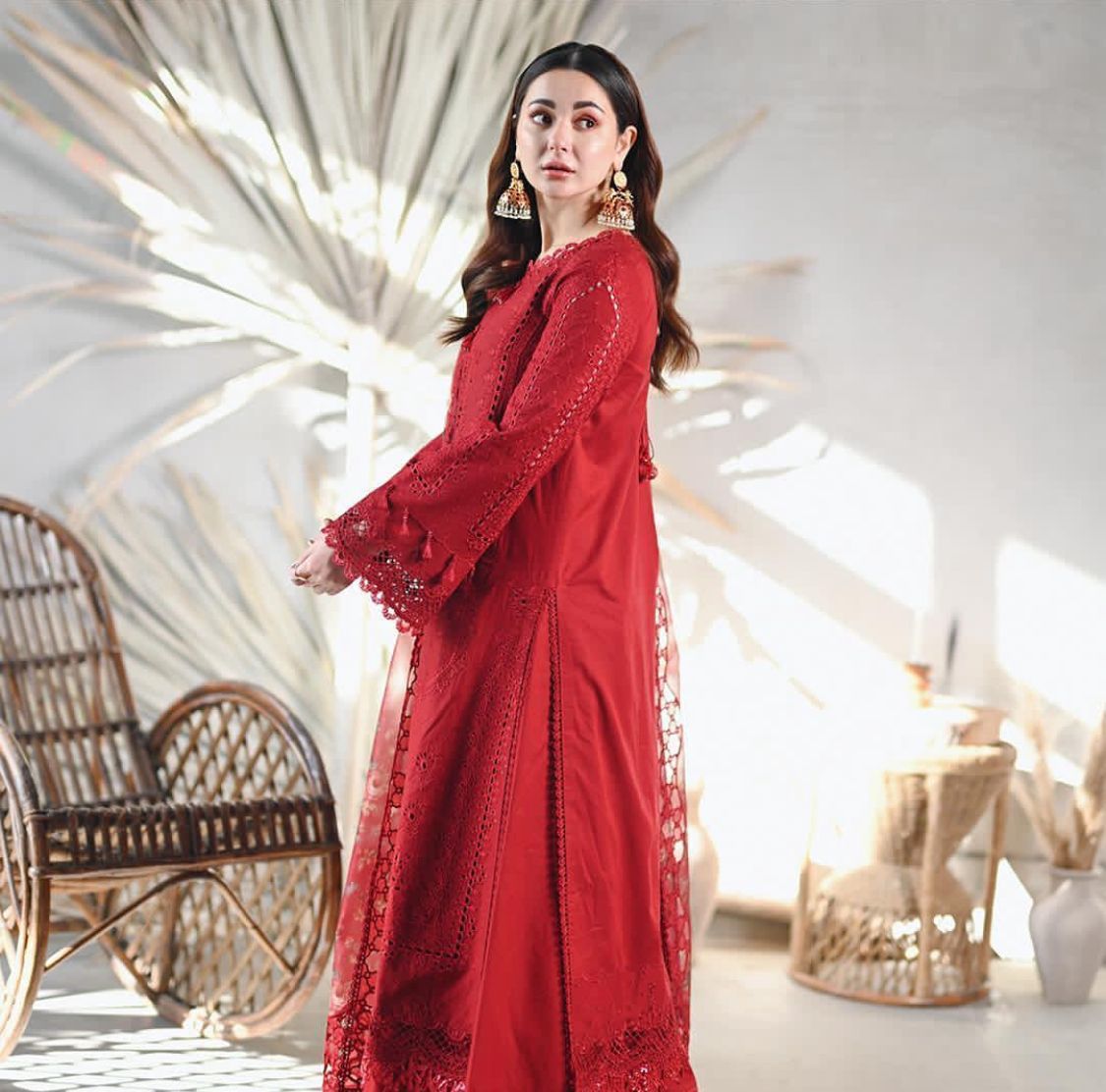 QALAMKAR Cotton & Organza Collection: Chikankari Embroidered Suit with Digital Printed Dupatta