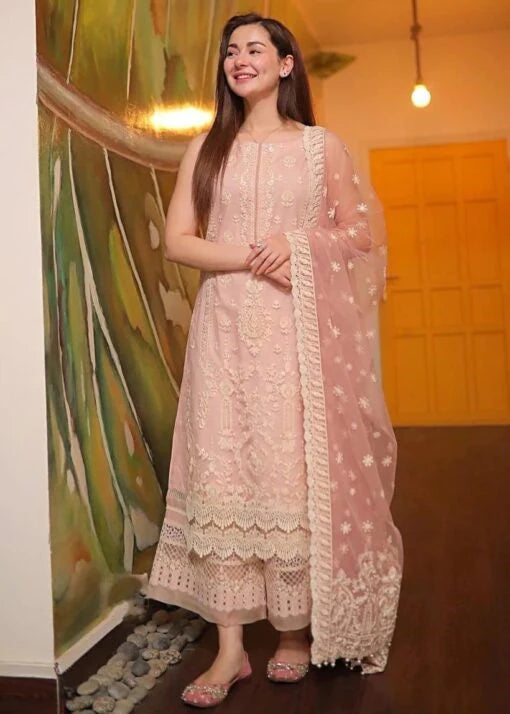 Zara Shahjahan 2K25 Summer Collection: Timeless Embroidered Lawn Suit with Chiffon Dupatta