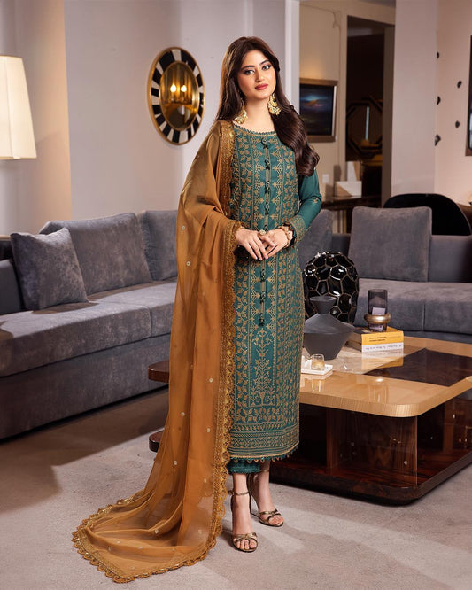 Asim Jofa 2K25 Summer Luxury Collection: Elegant Embroidered Lawn Suit with Chiffon Dupatta