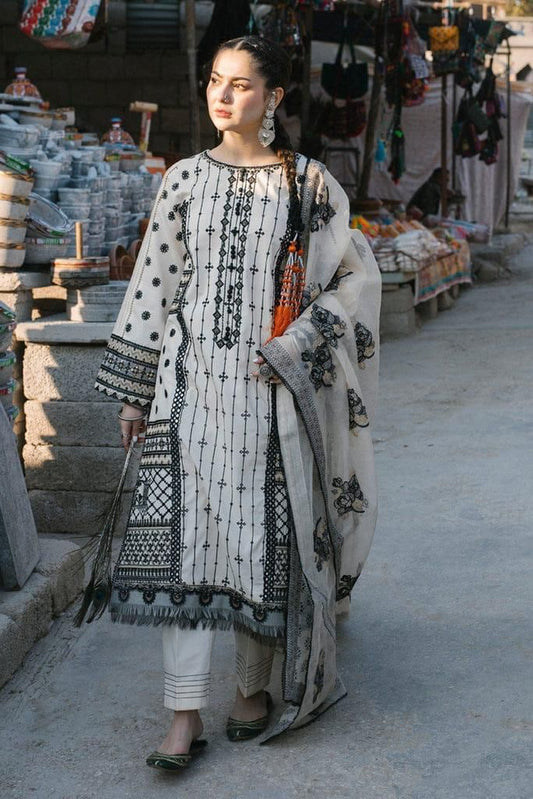 Qalamkar Luxury Lawn Collection 2025